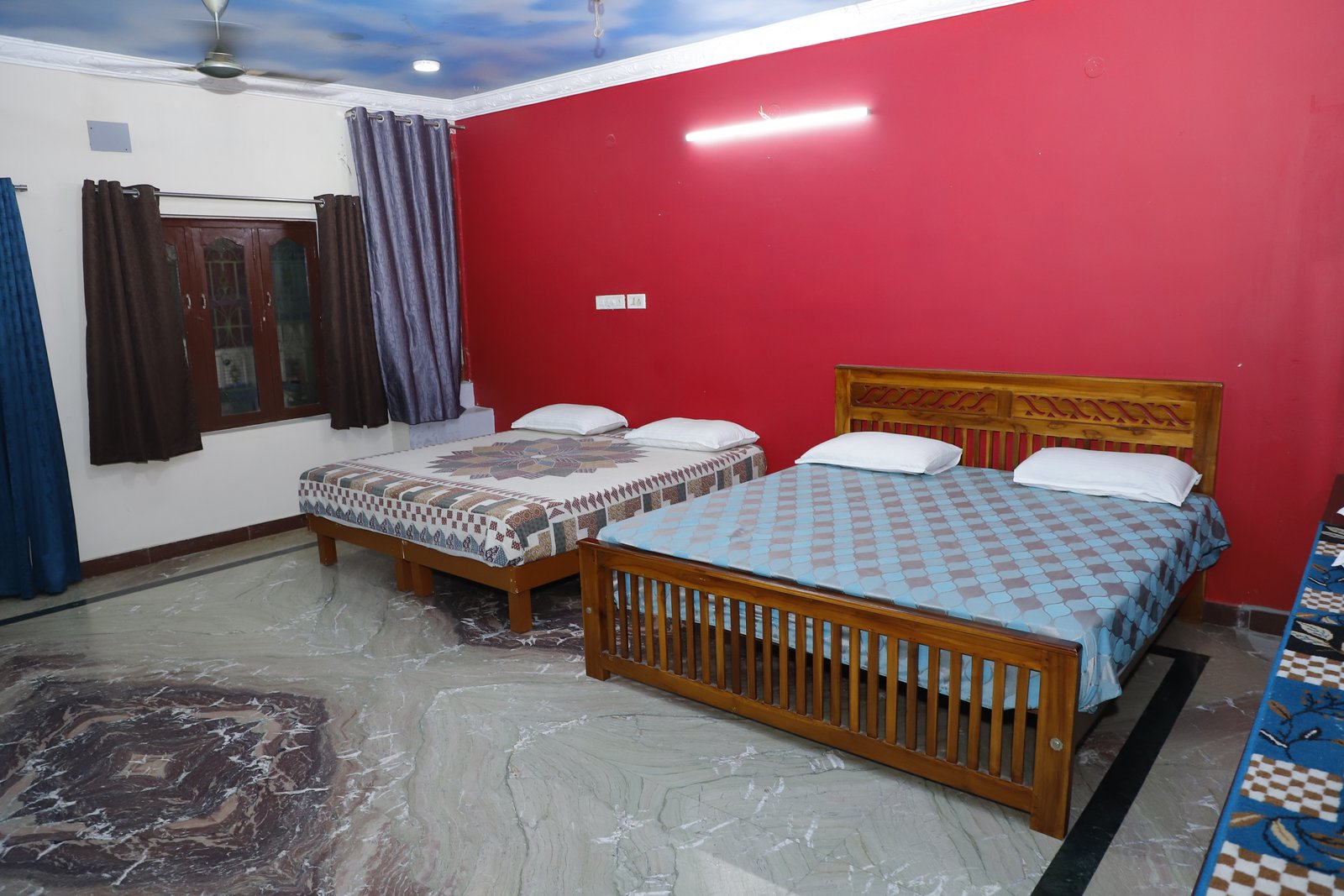 Deluxe Room 3